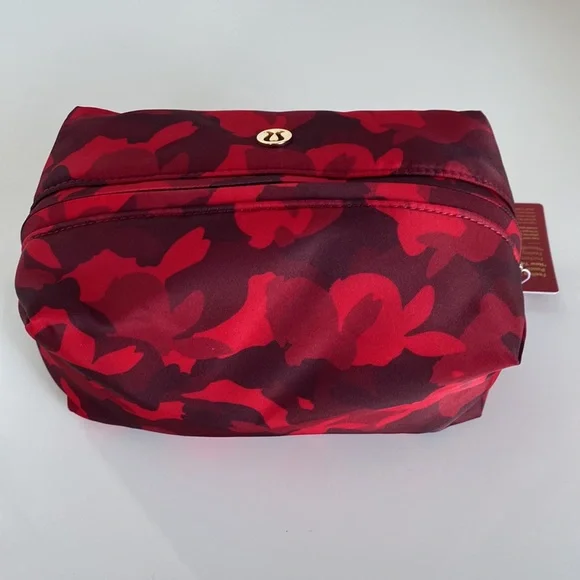 SOLD Lululemon New Year Feeling Ready Pouch Rabbit All Over Print Red Multi NWT - Picture 8 of 16